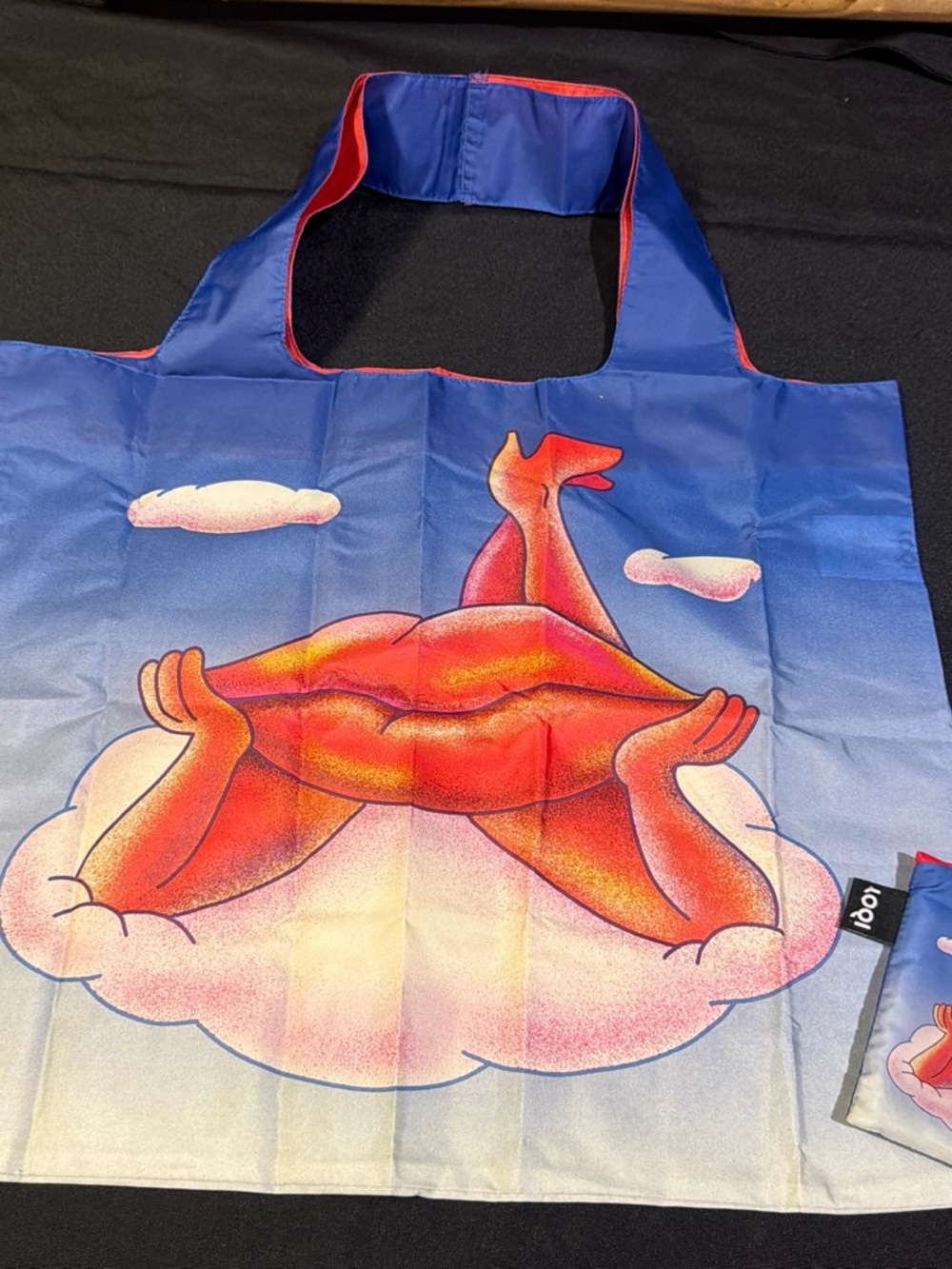 Loqi Lippy Lips Reusable Tote Bag with Pouch. NWT